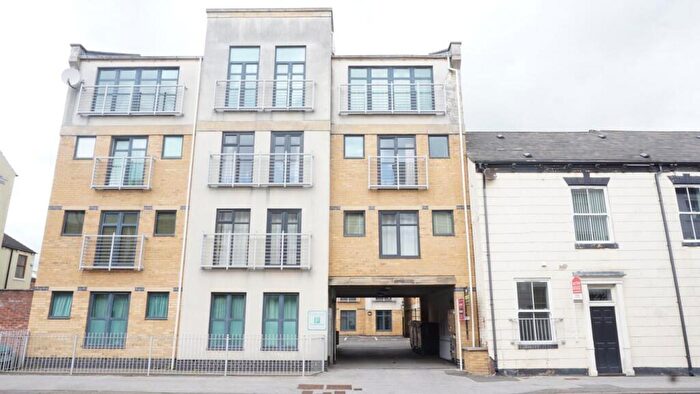 1 Bedroom Flat To Rent In Wright Street, Flat, Hull, HU2