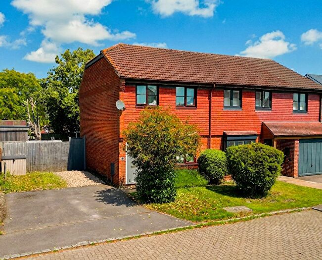 2 Bedroom Semi-Detached House For Sale In Bradley Close, Oakley, HP18