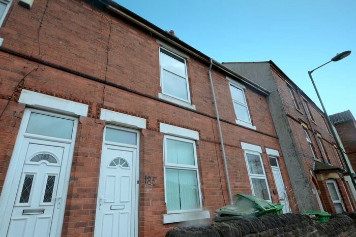 2 Bedroom Terraced House To Rent In Bobbers Mill Road, Nottingham, NG7