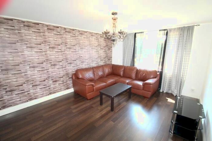 2 Bedroom Flat To Rent In Deveron Road, Aberdeen, AB16