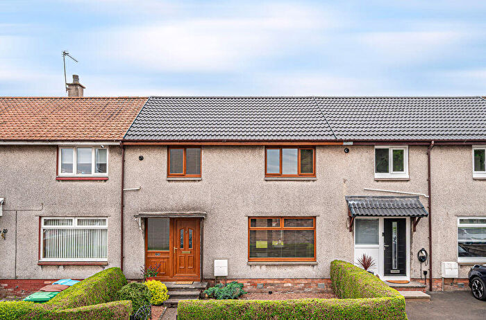 3 Bedroom Terraced House For Sale In Solway Place, Glenrothes, KY6