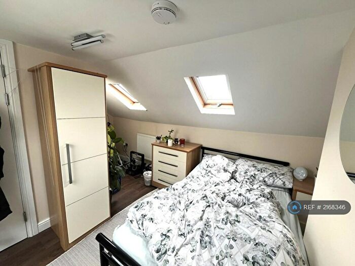 6 Bedroom Terraced House To Rent In Beverley Road, Bristol, BS7