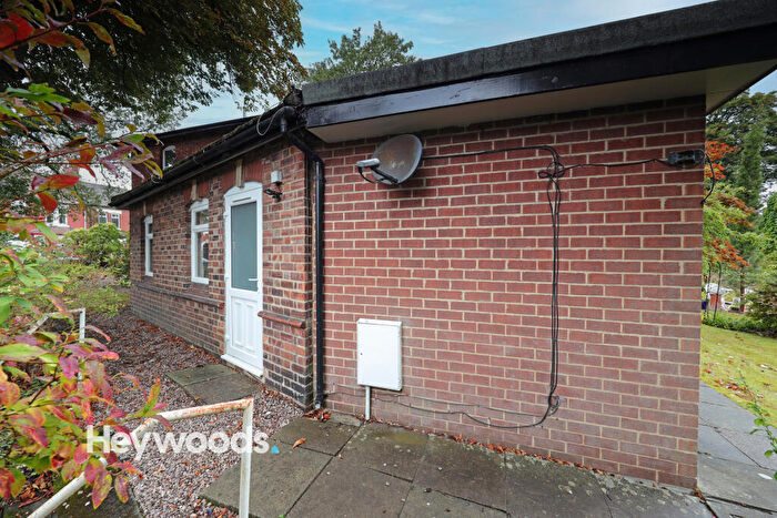 2 Bedroom Semi-Detached Bungalow To Rent In Princes Road, Hartshill, Newcastle-under-Lyme, ST4