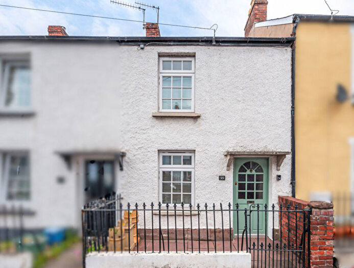 2 Bedroom Town House For Sale In Victoria Street, Abergavenny, NP7