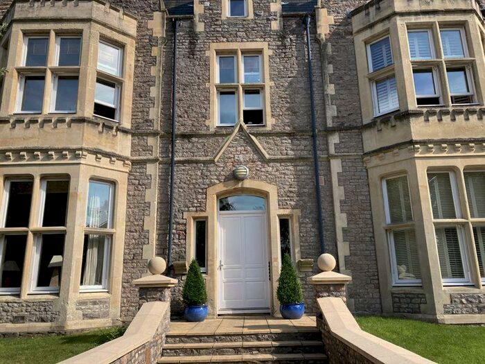 2 Bedroom Flat To Rent In Stoke Park Road South, Bristol, BS9