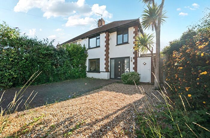 3 Bedroom End Of Terrace House To Rent In Mill Lane, Portslade, Brighton, BN41