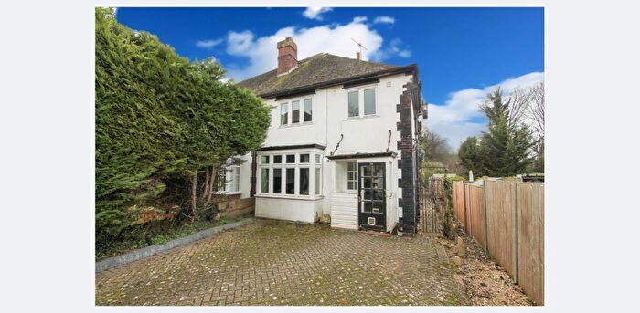 3 Bedroom House For Sale In Hill Road, Carshalton Beeches, Surrey, SM5