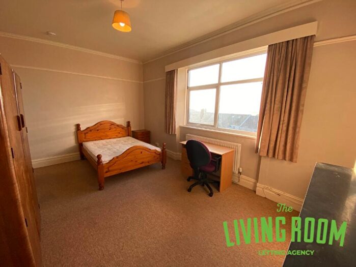 4 Bedroom House To Rent In Malvern Terrace, Brynmill, Swansea, SA2