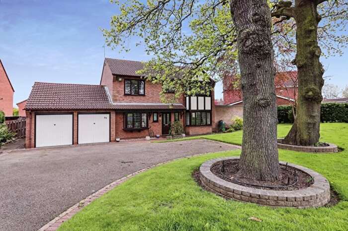 4 Bedroom Detached House For Sale In Gleneagles, Tamworth, Staffordshire, B77