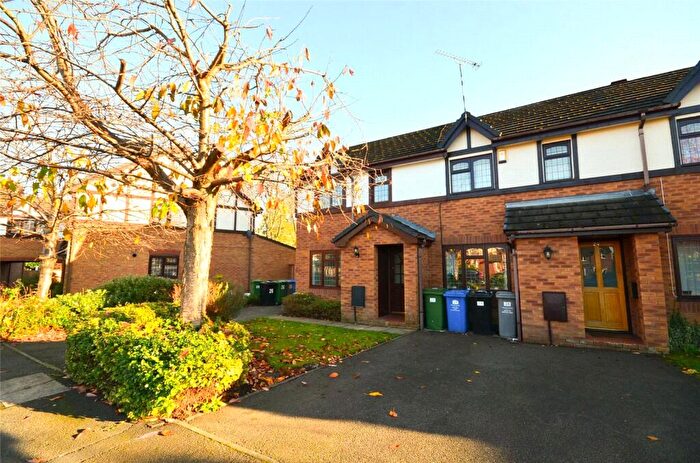 2 Bedroom End Of Terrace House To Rent In St James Drive, Sale, Manchester, M33
