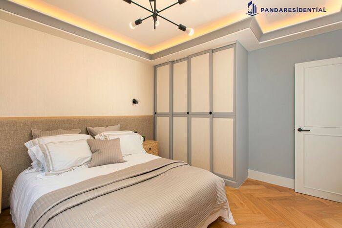 2 Bedroom Flat To Rent In Kenway Road, London, SW5