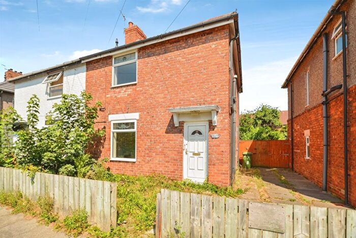 3 Bedroom Semi Detached House For Sale In Leven Road, Stockton-On-Tees, TS20