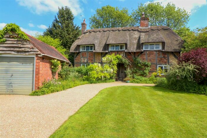 3 Bedroom Cottage For Sale In Drovers Return, Old Alresford, Alresford, SO24