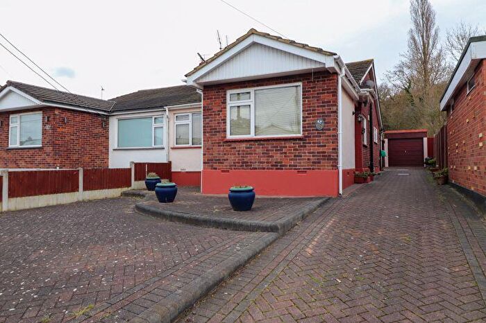 3 Bedroom Bungalow To Rent In Downer Road, Benfleet, SS7