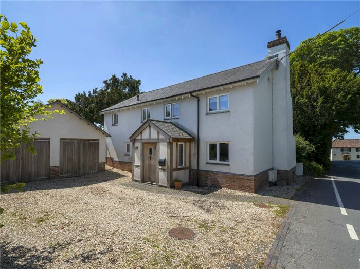4 Bedroom Detached House For Sale In Sixpenny Handley, Dorset, SP5