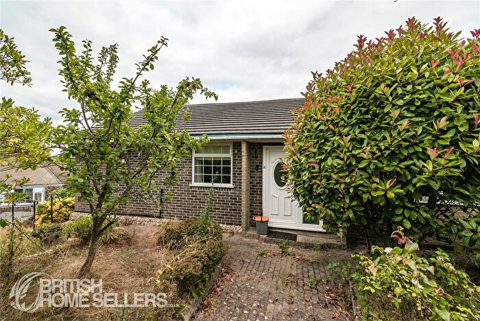 3 Bedroom Semi-Detached House For Sale In Pilot Road, Hastings, East Sussex, TN34