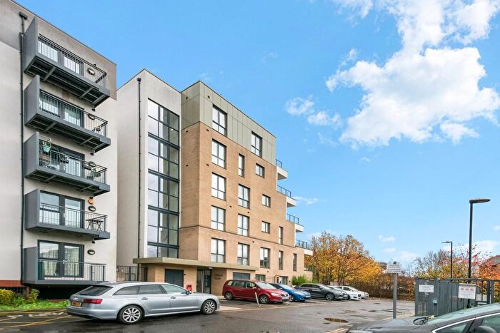 1 Bedroom Flat For Sale In Gibson Point, Salisbury Road, Southall, UB2
