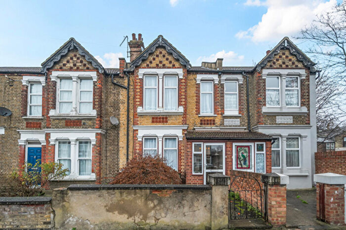 4 Bedroom Terraced House For Sale In Gatling Road, London, SE2