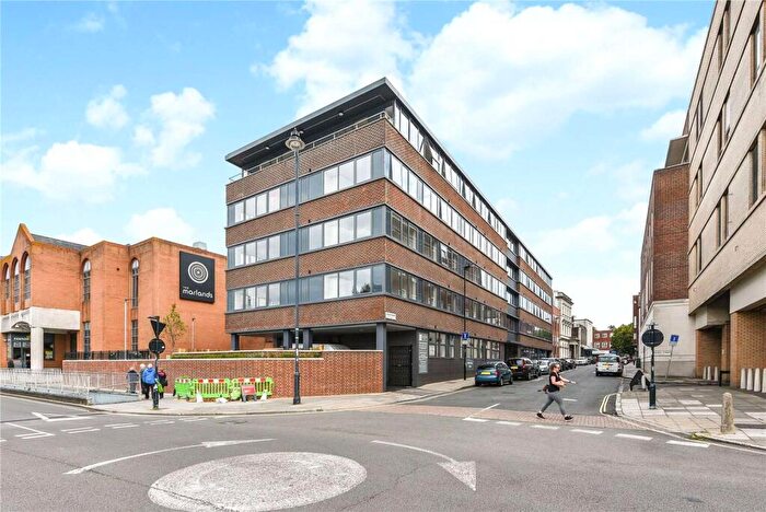 1 Bedroom Flat To Rent In Ogle Road, SO14