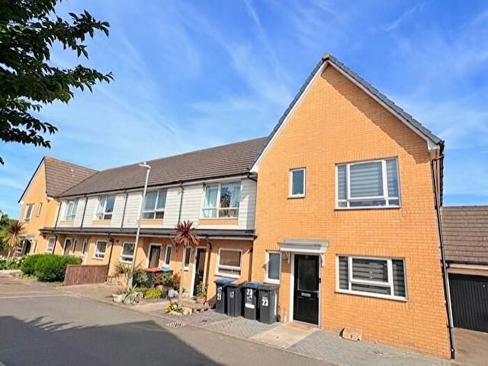 3 Bedroom End Of Terrace House To Rent In Meridian Close, Ramsgate, CT12
