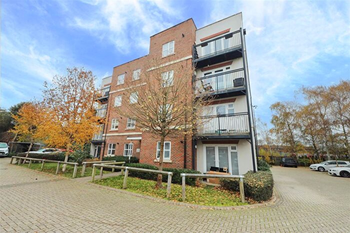 2 Bedroom Flat To Rent In Halton House, Kenmare Close, Ickenham, UB10