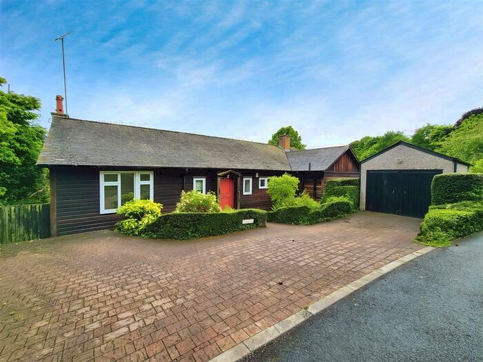 3 Bedroom Detached Bungalow To Rent In Lade Braes, Hepburn Gardens, St. Andrews, KY16