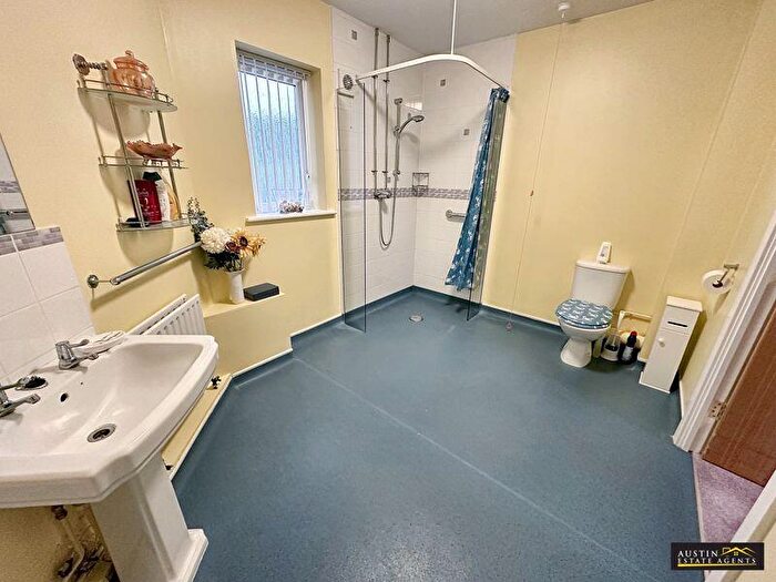 1 Bedroom Bungalow For Sale In Foylebank Way, Portland, Dorset, DT5