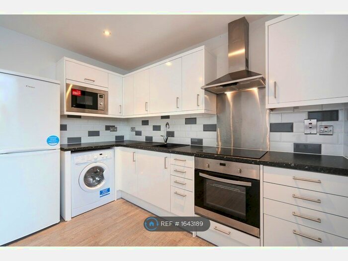 1 Bedroom Flat To Rent In High Street, Tutbury, Burton-On-Trent, DE13