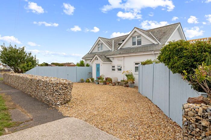 4 Bedroom Detached Bungalow For Sale In Seafield Close, East Wittering, PO20