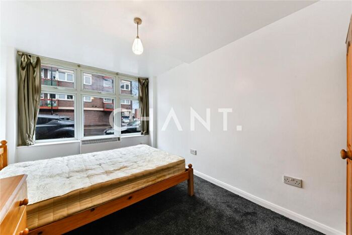 2 Bedroom Apartment To Rent In Malden Road, Belsize Park, London, NW5
