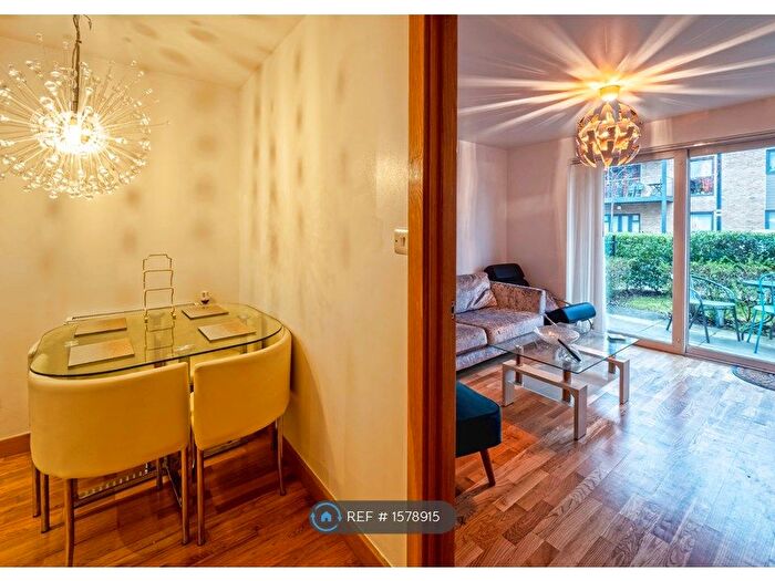 1 Bedroom Flat To Rent In Brecon Lodge, West Drayton, UB7