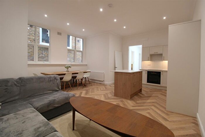 3 Bedroom Maisonette For Sale In Albion Street, Broadstairs, CT10