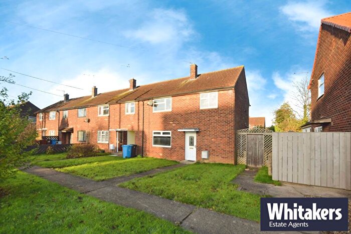 3 Bedroom End Of Terrace House To Rent In Sutton Gardens, Hull, HU7