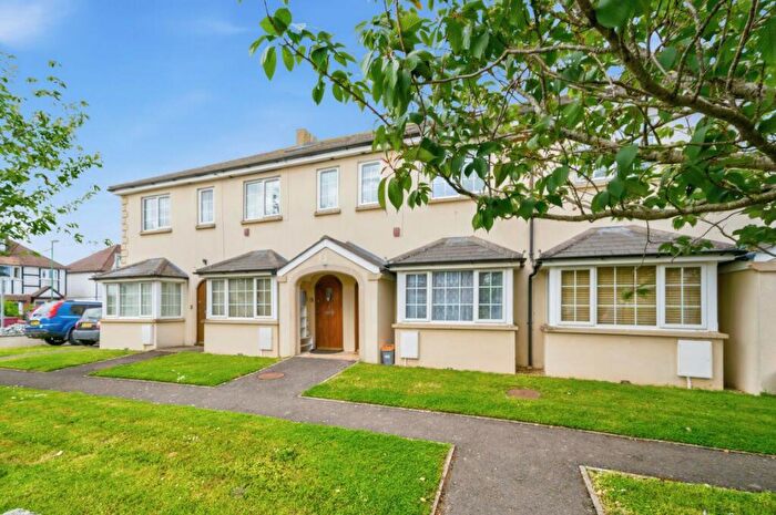 1 Bedroom Flat To Rent In St Georges Court, PO19