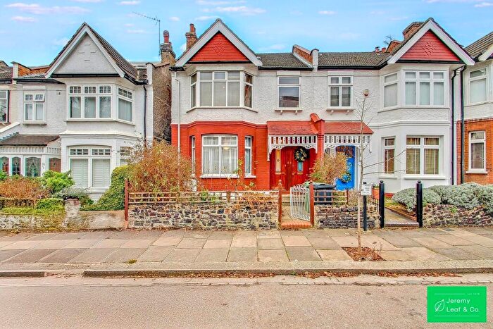 1 Bedroom Flat For Sale In Springcroft Avenue, Hornsey, London, N2
