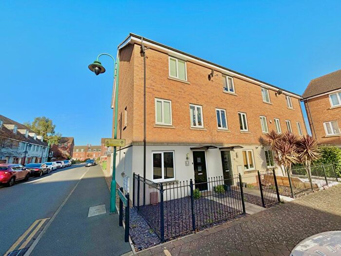 4 Bedroom House To Rent In Farrow Avenue, Hampton Vale, Peterborough, PE7