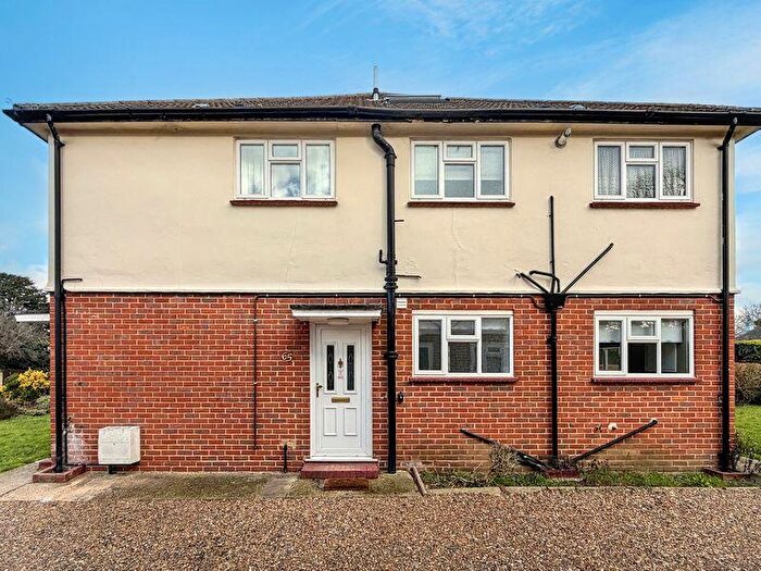 2 Bedroom Maisonette To Rent In Thetford Road, New Malden, KT3