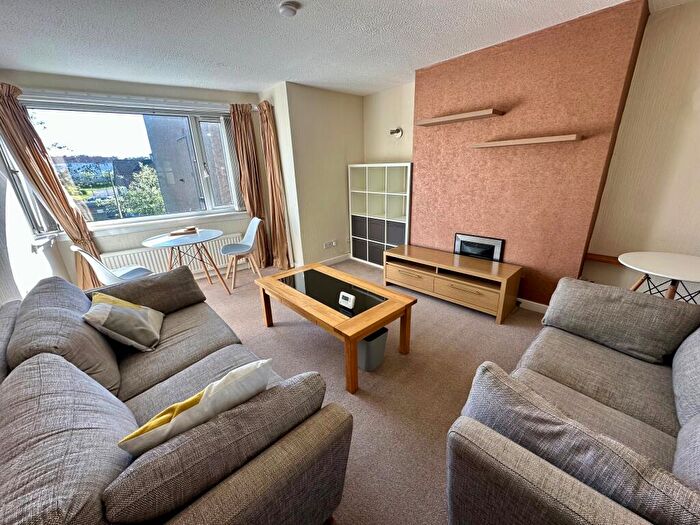 2 Bedroom Flat To Rent In Quebec Drive, East Kilbride, G75