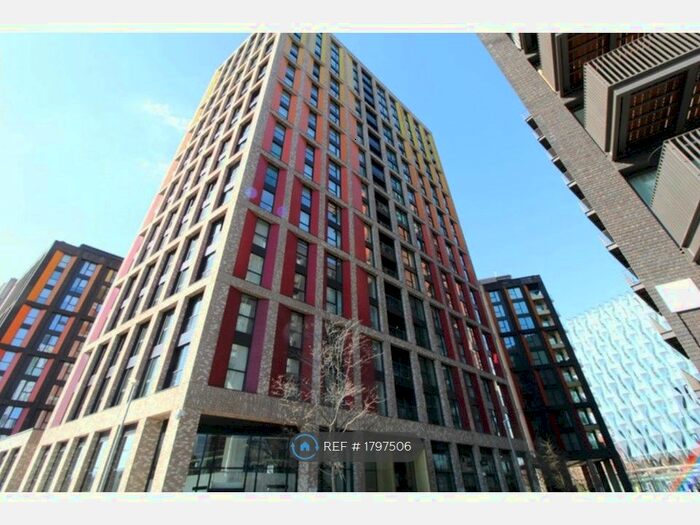 2 Bedroom Flat To Rent In Madeira Tower, London, SW11