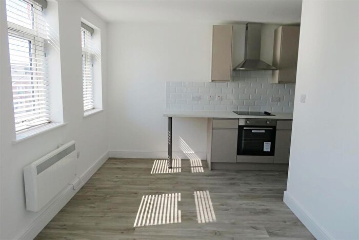 1 Bedroom Flat To Rent In College Place, Southampton, SO15