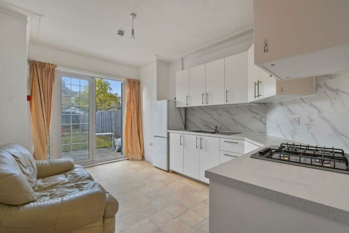 5 Bedroom House To Rent In Boreham Road London, N22