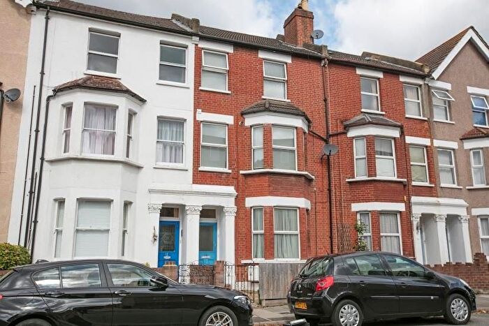 1 Bedroom Flat For Sale In St. Johns Road, London, SE20