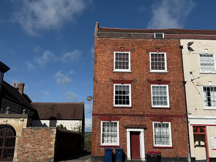 Flat For Sale In High Street, GL20