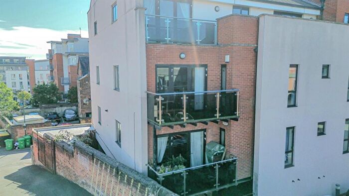 2 Bedroom Apartment For Sale In The Pinnacle, Cottage Terrace, Nottingham, NG1