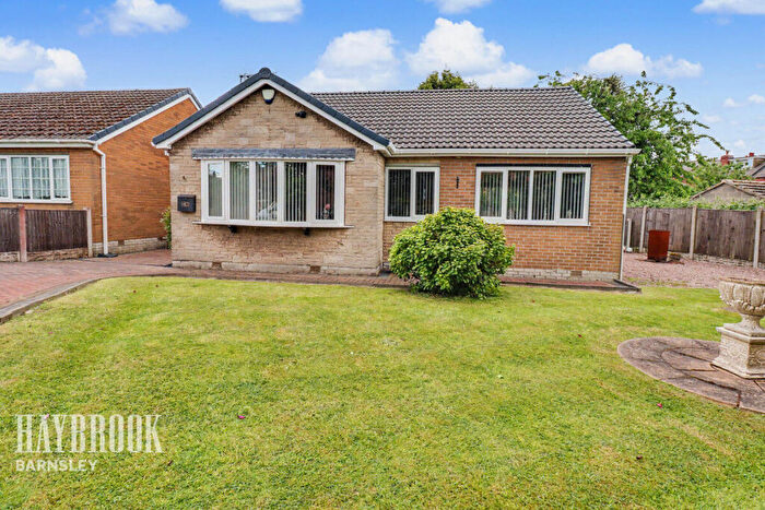 3 Bedroom Bungalow For Sale In Wood Street, South Hiendley, S72