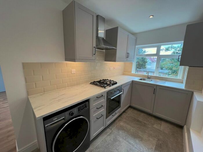 2 Bedroom Flat To Rent In Alicia Avenue, Queensbury, Harrow, HA3