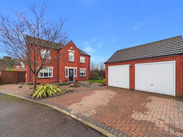 4 Bedroom Detached House For Sale In Horse Chestnut Gardens, Chellaston, DE73