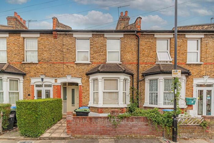 4 Bedroom Terraced House To Rent In Oxford Road, Enfield, EN3