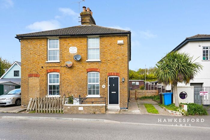 2 Bedroom Semi Detached House For Sale In Chestnut Street, Borden, ME9