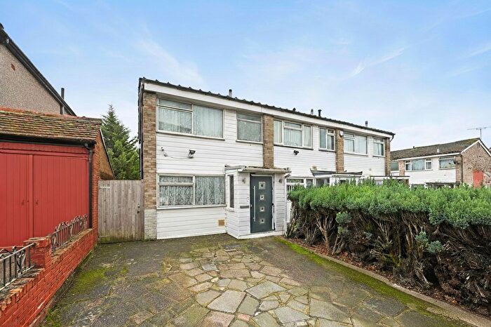 2 Bedroom Semi Detached House For Sale In Eastcote Lane, Harrow, HA2